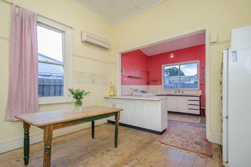 43 Elphin Street, Newport - Thumbnail 2