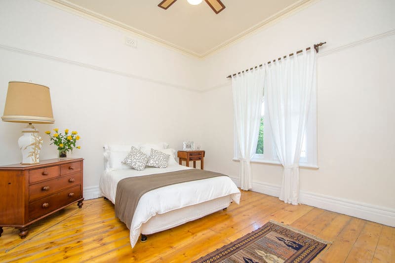14 William Street, Newport - Thumbnail 8