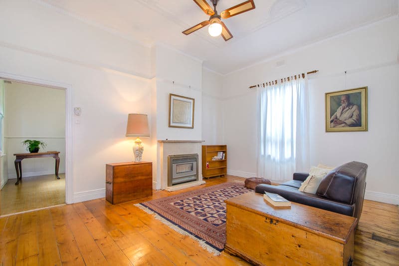 14 William Street, Newport - Thumbnail 3