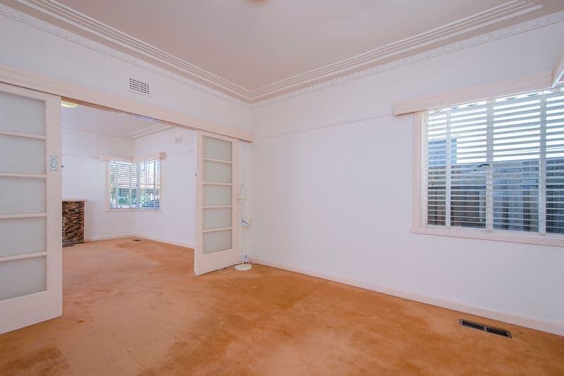 2/10 Clark Street, Williamstown - Thumbnail 3