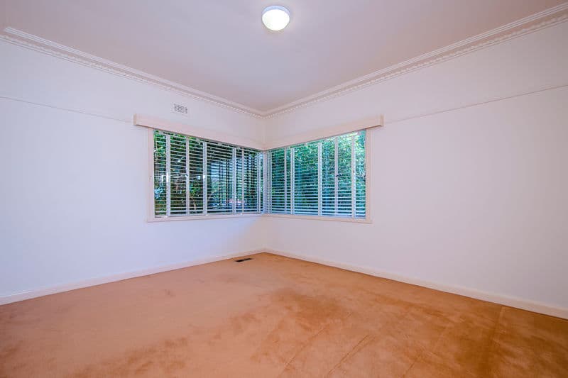 2/10 Clark Street, Williamstown - Thumbnail 5