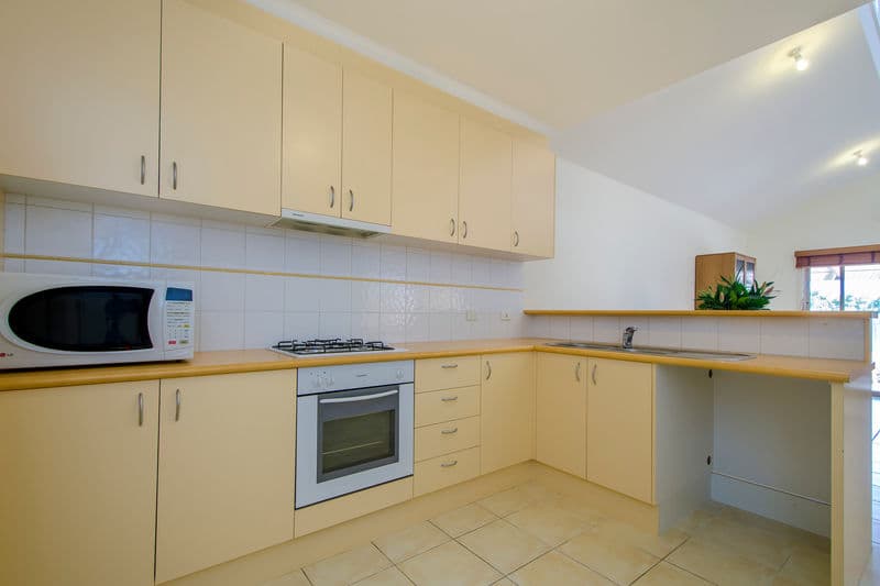 31A Rosshire Road, Newport - Thumbnail 4
