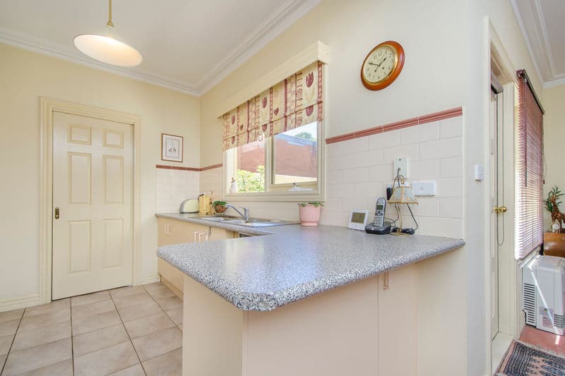 62 Margaret Street, Newport - Thumbnail 7