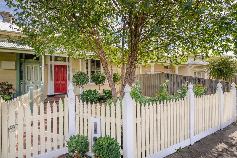 8 Courtis Street, Williamstown - Image 1