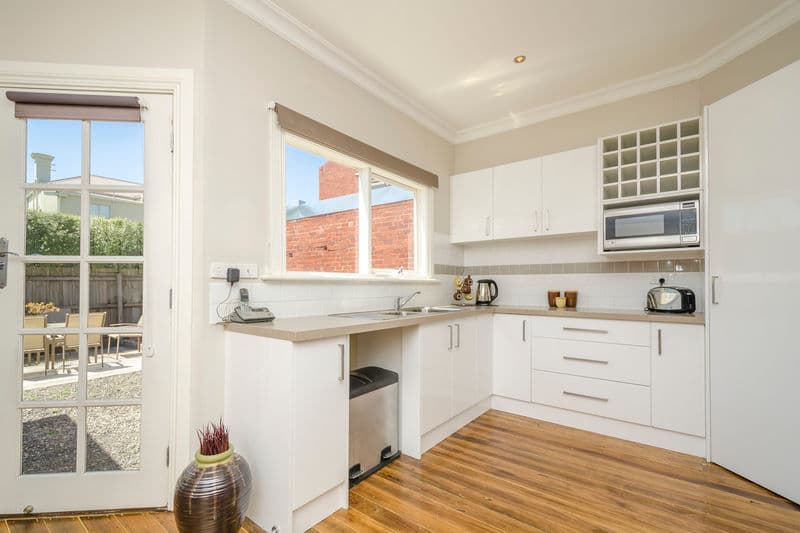 6 Albert Street, Williamstown - Thumbnail 7