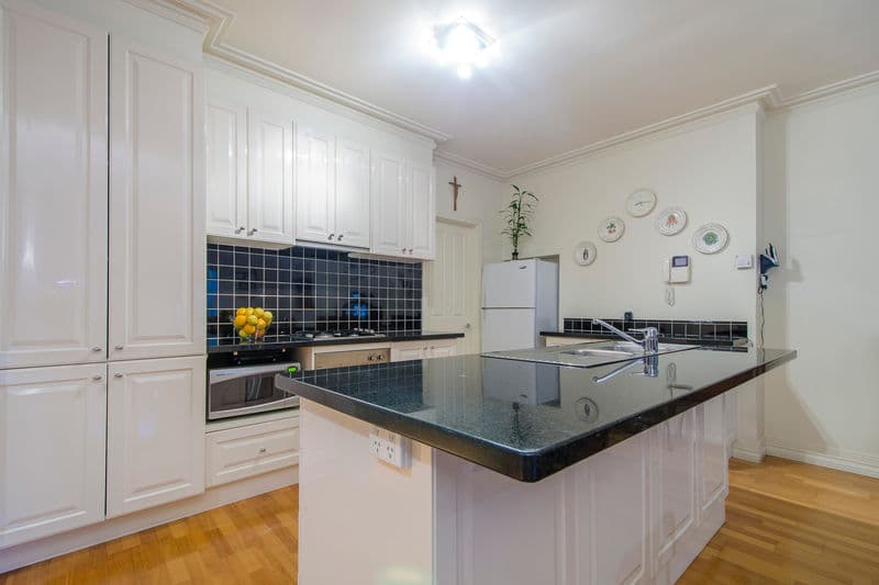 343A Douglas Parade, Newport - Thumbnail 5