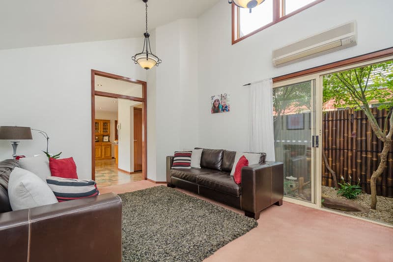 22 West Court, Williamstown - Thumbnail 3