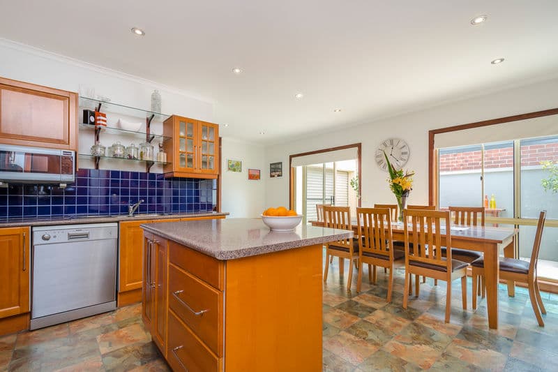 22 West Court, Williamstown - Thumbnail 7