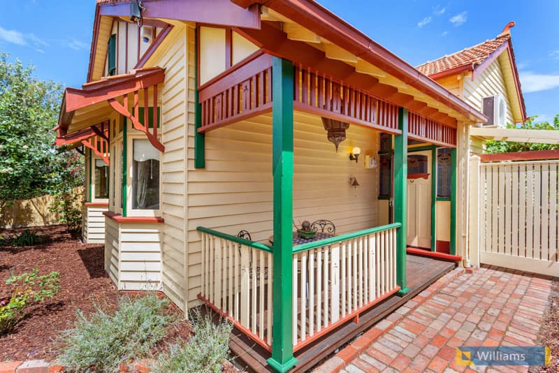 65 Hannan Street, Williamstown - Thumbnail 2