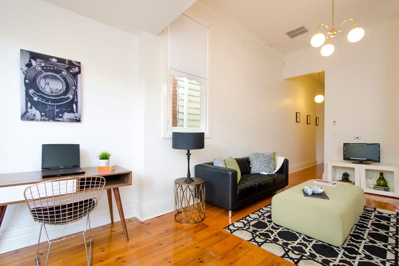 287 Douglas Parade, Newport - Thumbnail 4