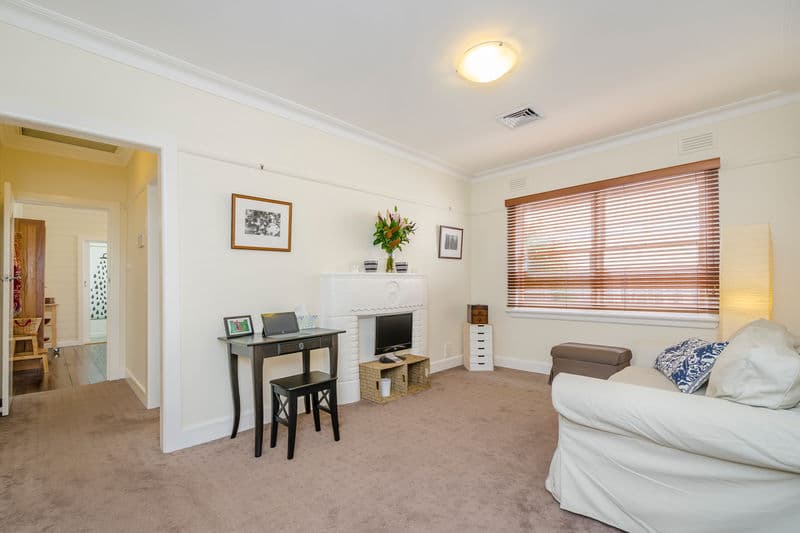 4 Crawford Street, Newport - Thumbnail 2