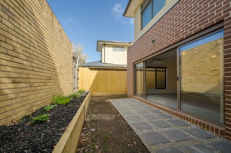 8 Michael Court, Altona North - Thumbnail 7
