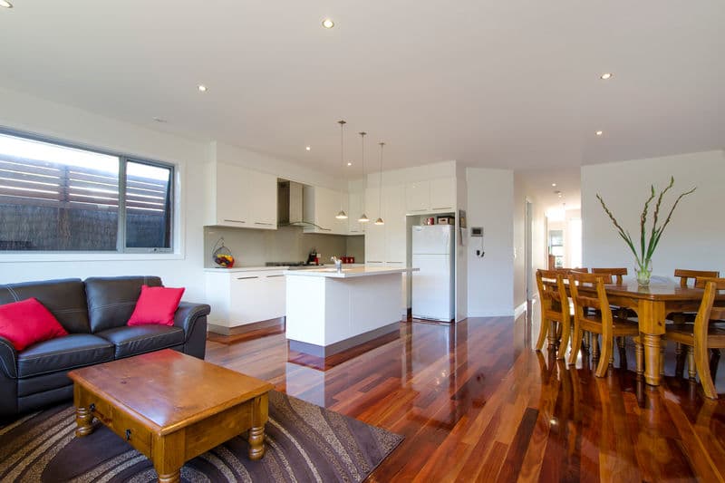 18 Edward Avenue, Altona North - Thumbnail 5