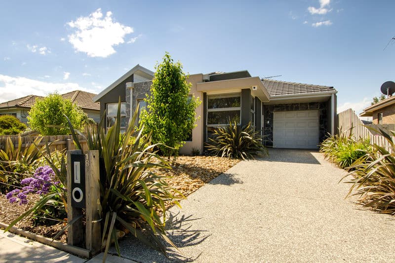 18 Edward Avenue, Altona North - Image 1