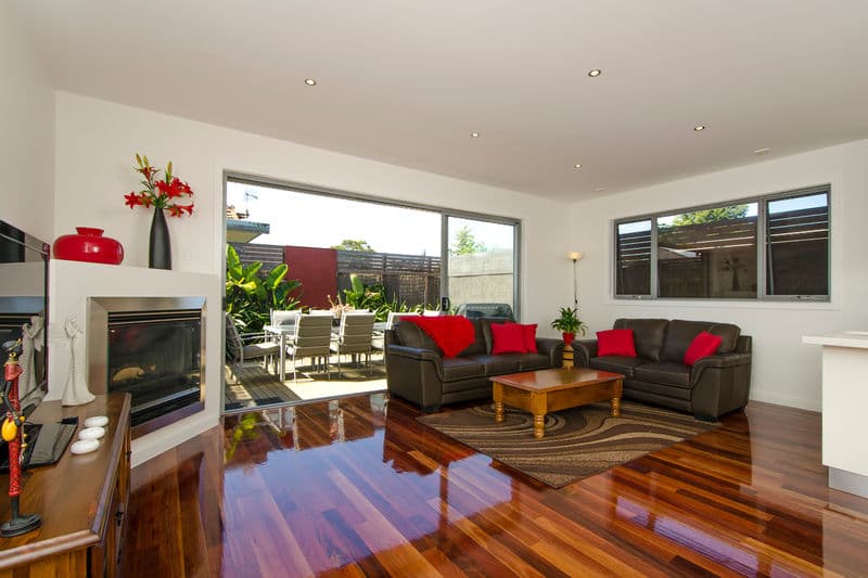 18 Edward Avenue, Altona North - Thumbnail 6