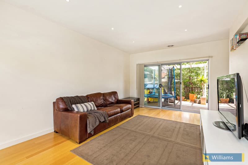 1C Myrtle Street, Williamstown - Thumbnail 8