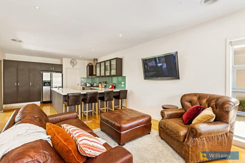 1C Myrtle Street, Williamstown - Thumbnail 3