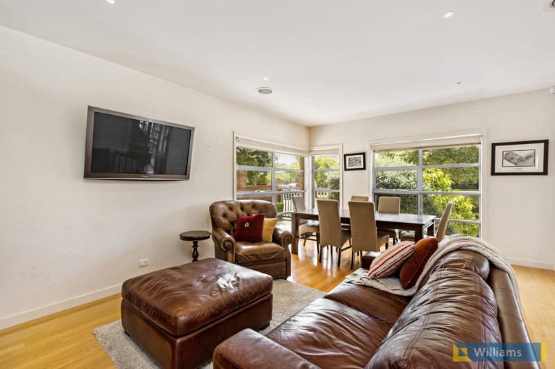 1C Myrtle Street, Williamstown - Thumbnail 4