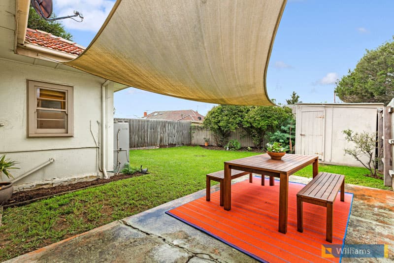 24 Fowler Crescent, Newport - Thumbnail 8