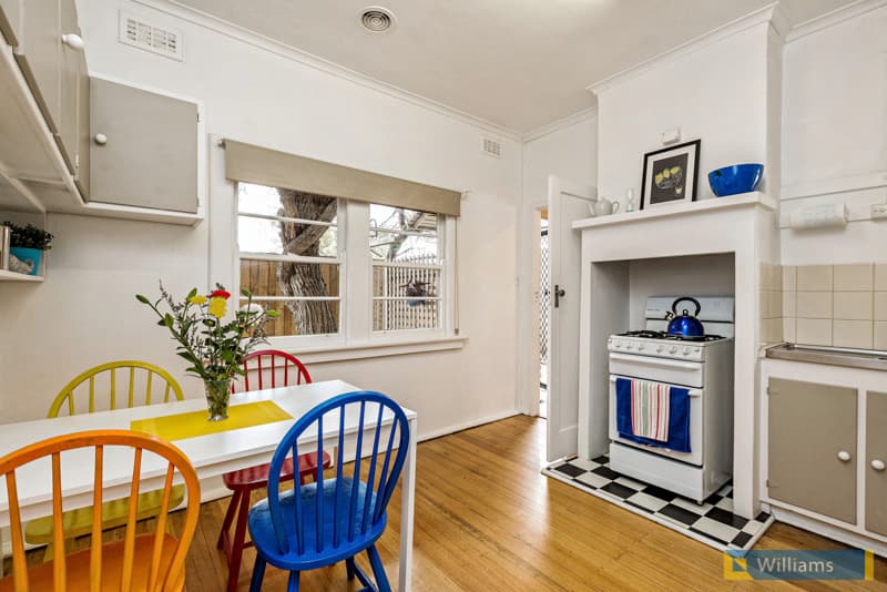 24 Fowler Crescent, Newport - Thumbnail 3