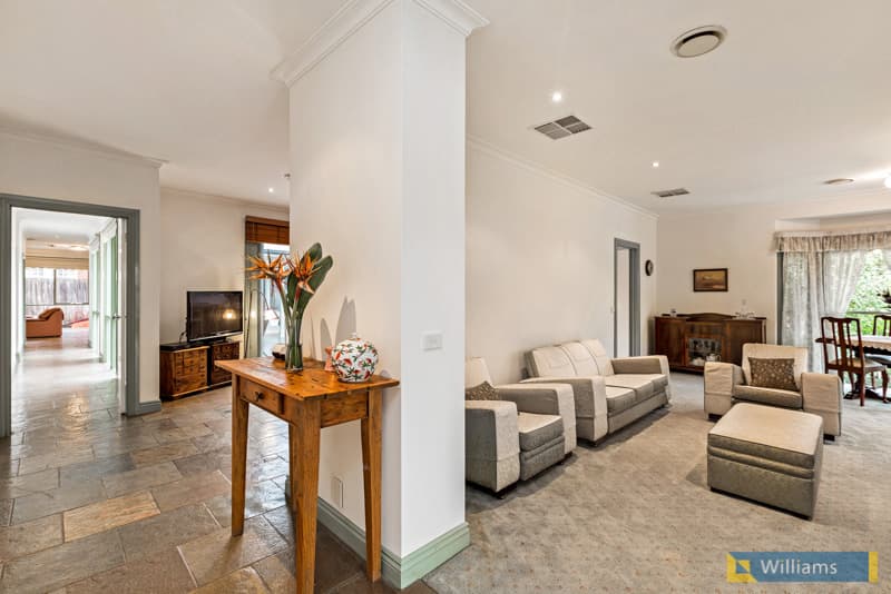 23 Dickson Court, Williamstown - Thumbnail 3