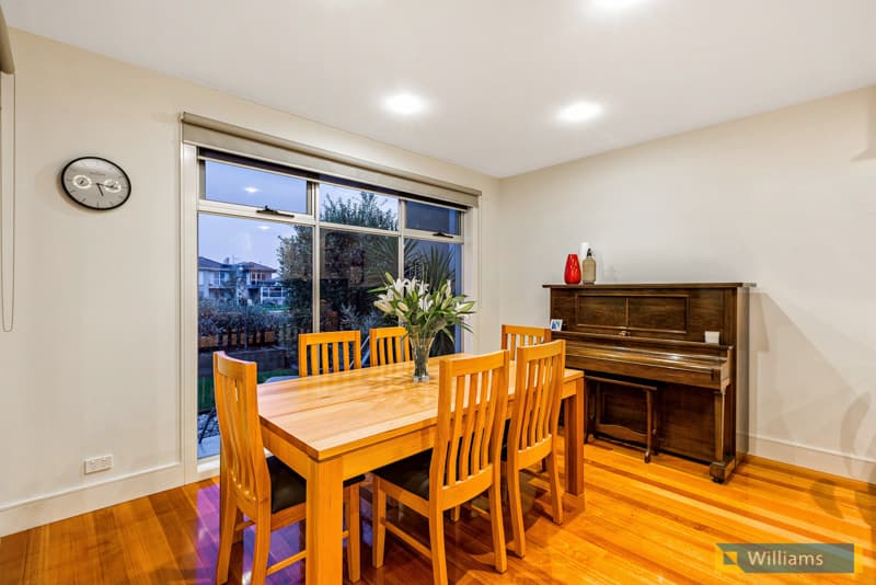 86 Middle Park Drive, Sanctuary Lakes - Thumbnail 4