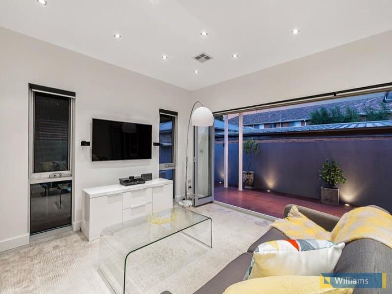 39 Clyde Street, Newport - Thumbnail 7