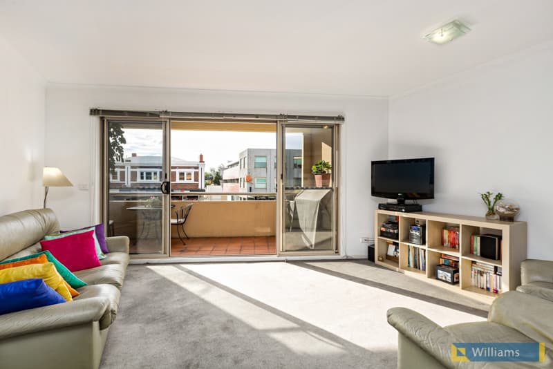 3/11 - 19 Ferguson Street, Williamstown - Thumbnail 3