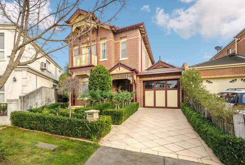 8 Lindsay Court, Williamstown - Image 1