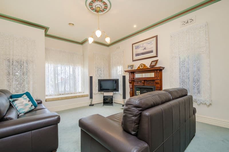 8 Lindsay Court, Williamstown - Thumbnail 5