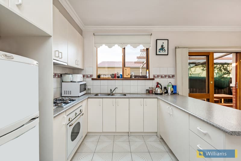 64 River Street, Newport - Thumbnail 5