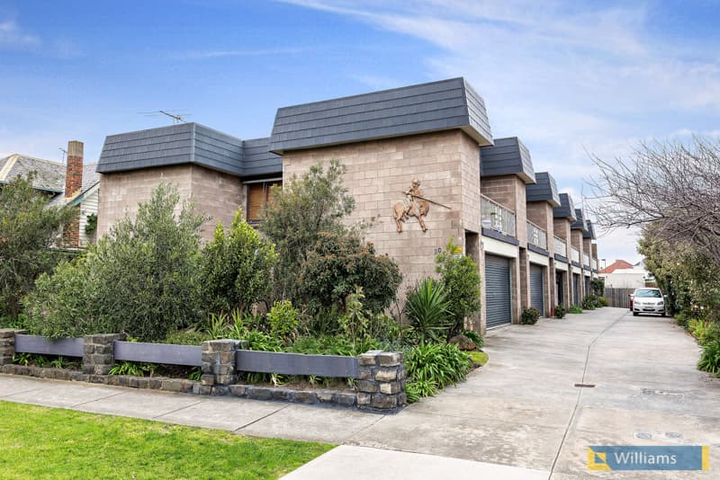 4/20 Victoria Street, Williamstown - Image 1