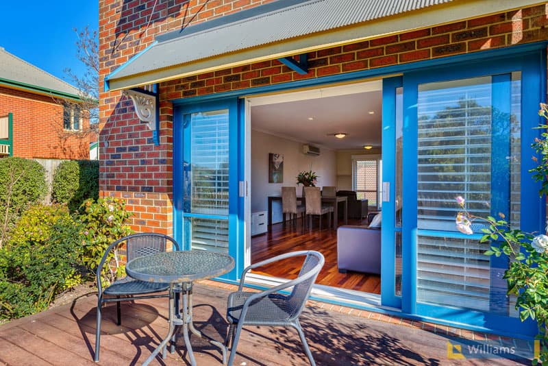 6 Bird Court, Williamstown - Thumbnail 2