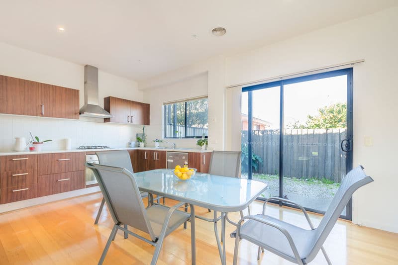 70 Macdonald Avenue, Altona North - Thumbnail 3