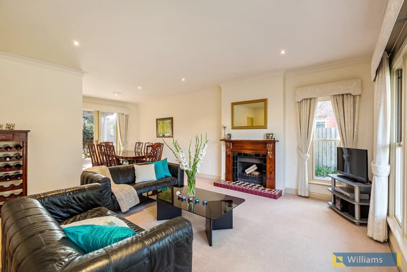 19 Dickson Court, Williamstown - Thumbnail 3