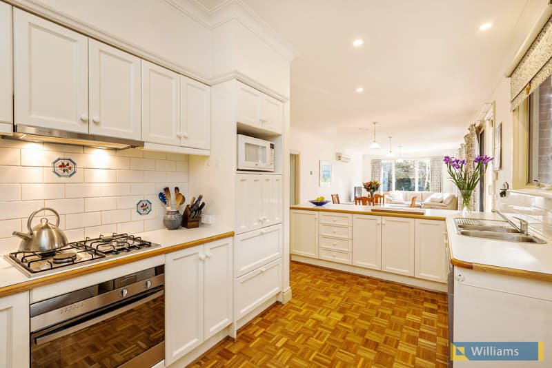 19 Dickson Court, Williamstown - Thumbnail 4