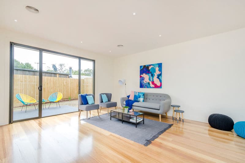 11 Lemmon Street, Williamstown - Thumbnail 3