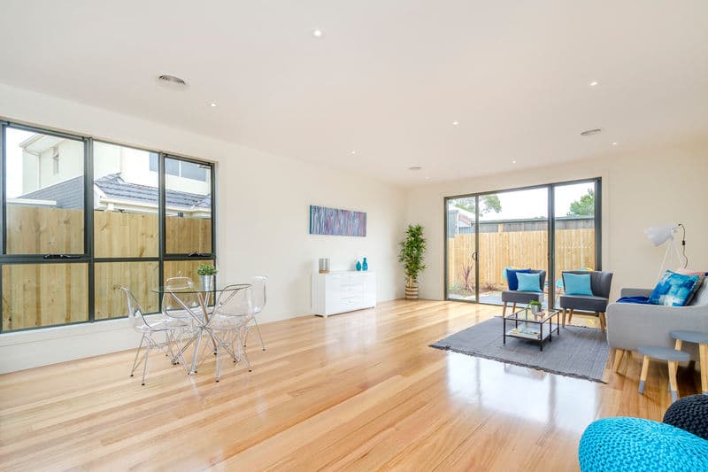 11 Lemmon Street, Williamstown - Thumbnail 2