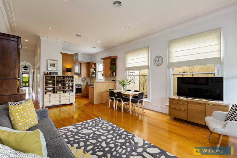24 Russell Place, Williamstown - Thumbnail 8