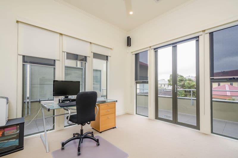 17 Lakeside Place, Williamstown - Thumbnail 5