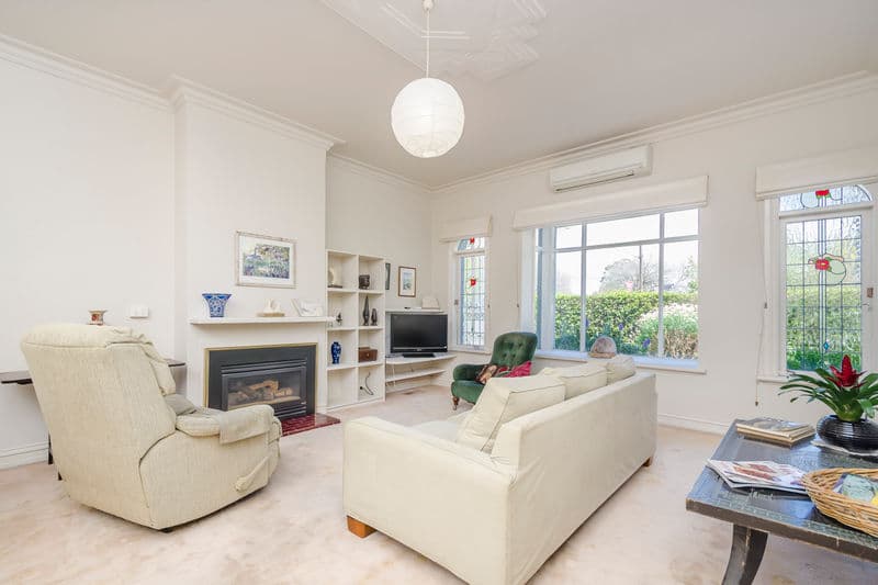 2 Electra Street, Williamstown - Thumbnail 4