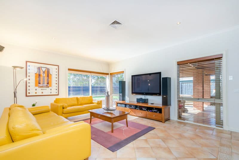 2 Proctor Street, Williamstown - Thumbnail 6