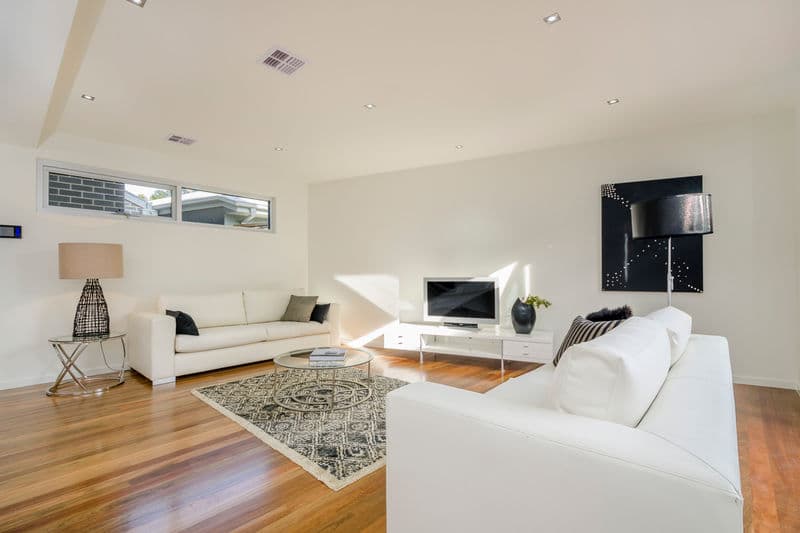 77 Bayview Street, Williamstown - Thumbnail 3