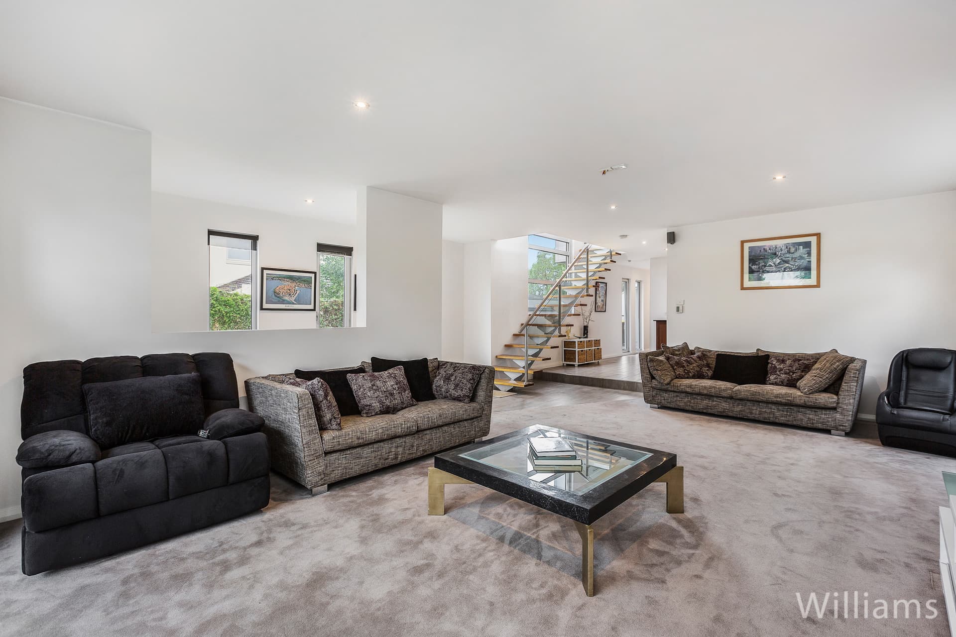 11 North Road, Newport - Thumbnail 2