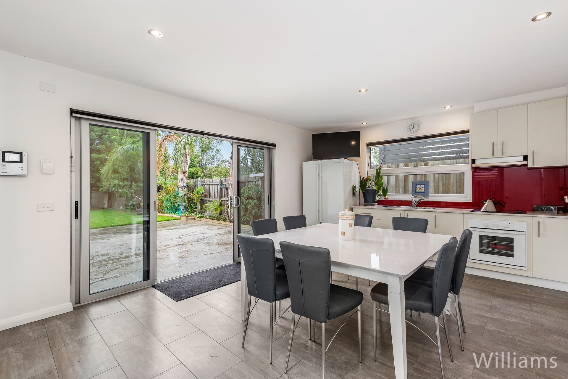 11 North Road, Newport - Thumbnail 4