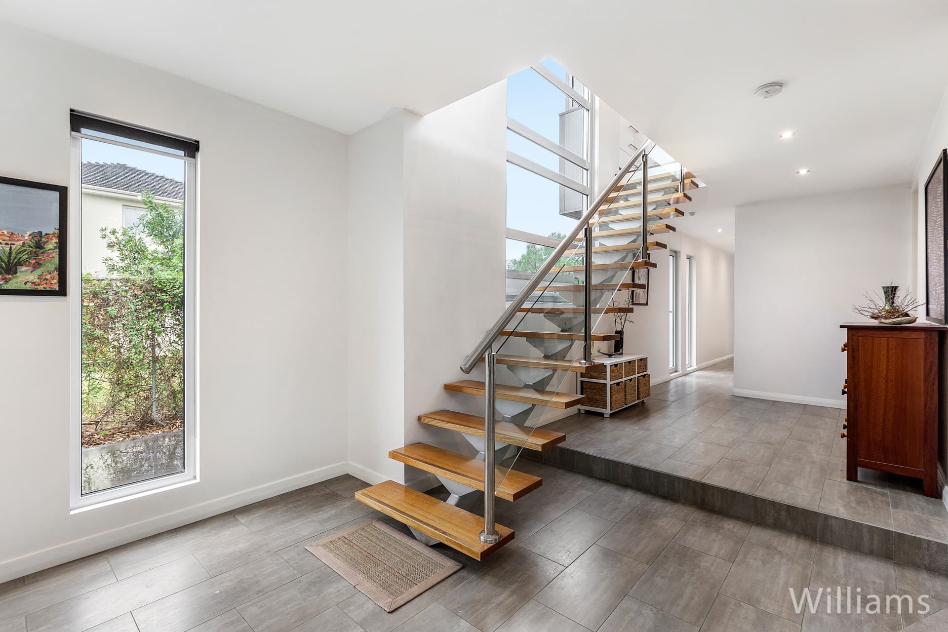 11 North Road, Newport - Thumbnail 3