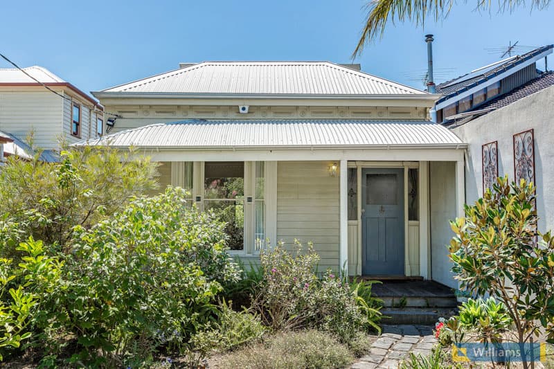 58 Railway Place, Williamstown - Image 1