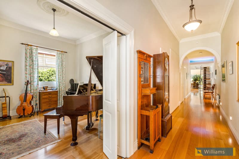 58 Railway Place, Williamstown - Thumbnail 3