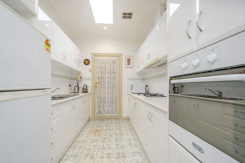 1/130 Melbourne Road, Williamstown - Thumbnail 8