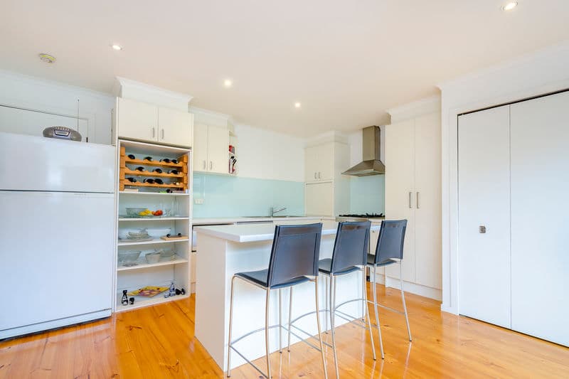 1/105 Railway Place, Williamstown - Thumbnail 4